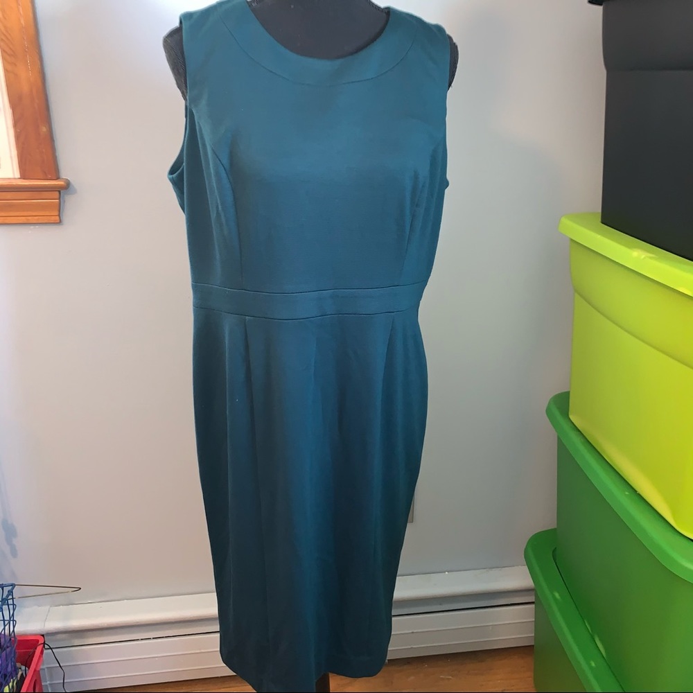 NWT 212 Collection teal sleeveless sheath dress 14